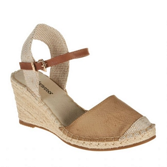 One-color wedge espadrilles