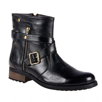 Women’s leather ankle boots with criss-cross straps