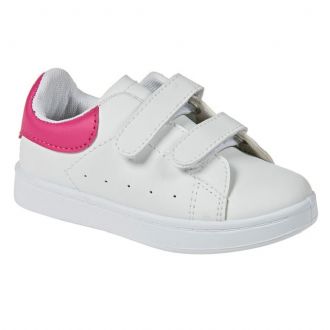 Toddlers’ sneakers with sticky strap closure
