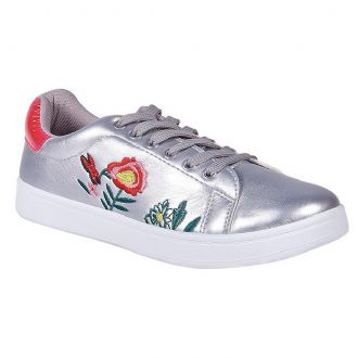 Women’s sneakers with flower decoration