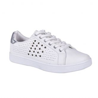Women’s perforated athletic shoes