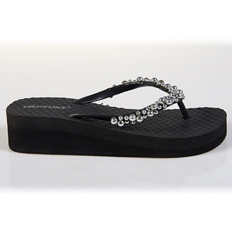 Women’s EVA platform flip flops with decorative faux pearls