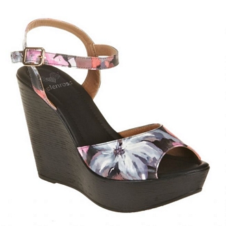 Open-toe platforms wedges with floral print