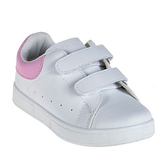 Children’s sneakers with sticky straps