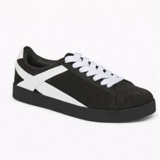 Women’s sneakers with white decorative stripes Women’s sneakers with white decorative stripes